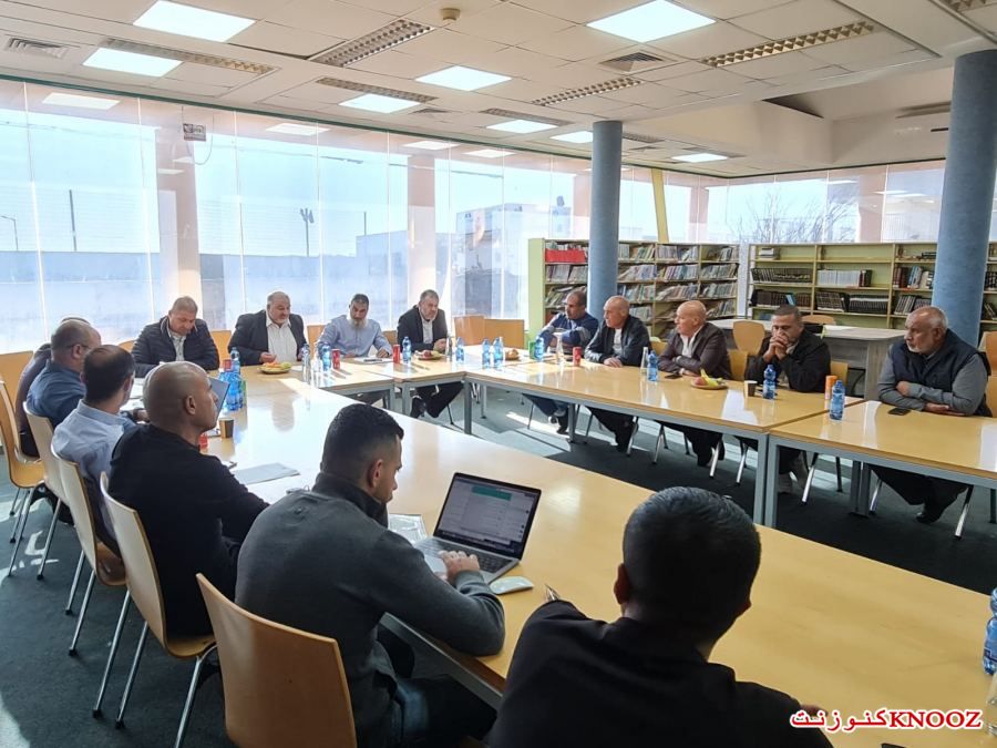 طه ومنصور بجلسة عمل مع رؤساء المجالس المحلية في النقب